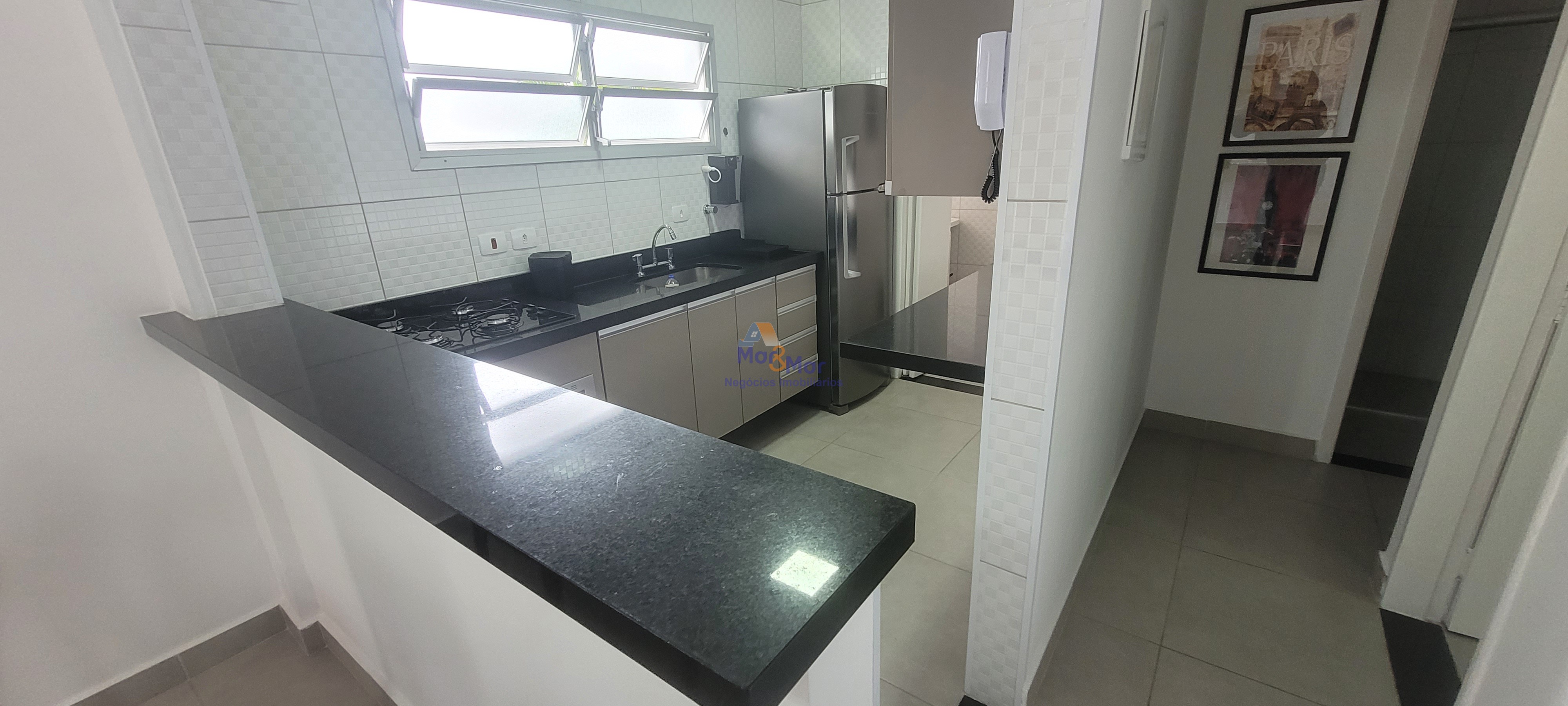 Apartamento à Venda na Praia da Enseada!