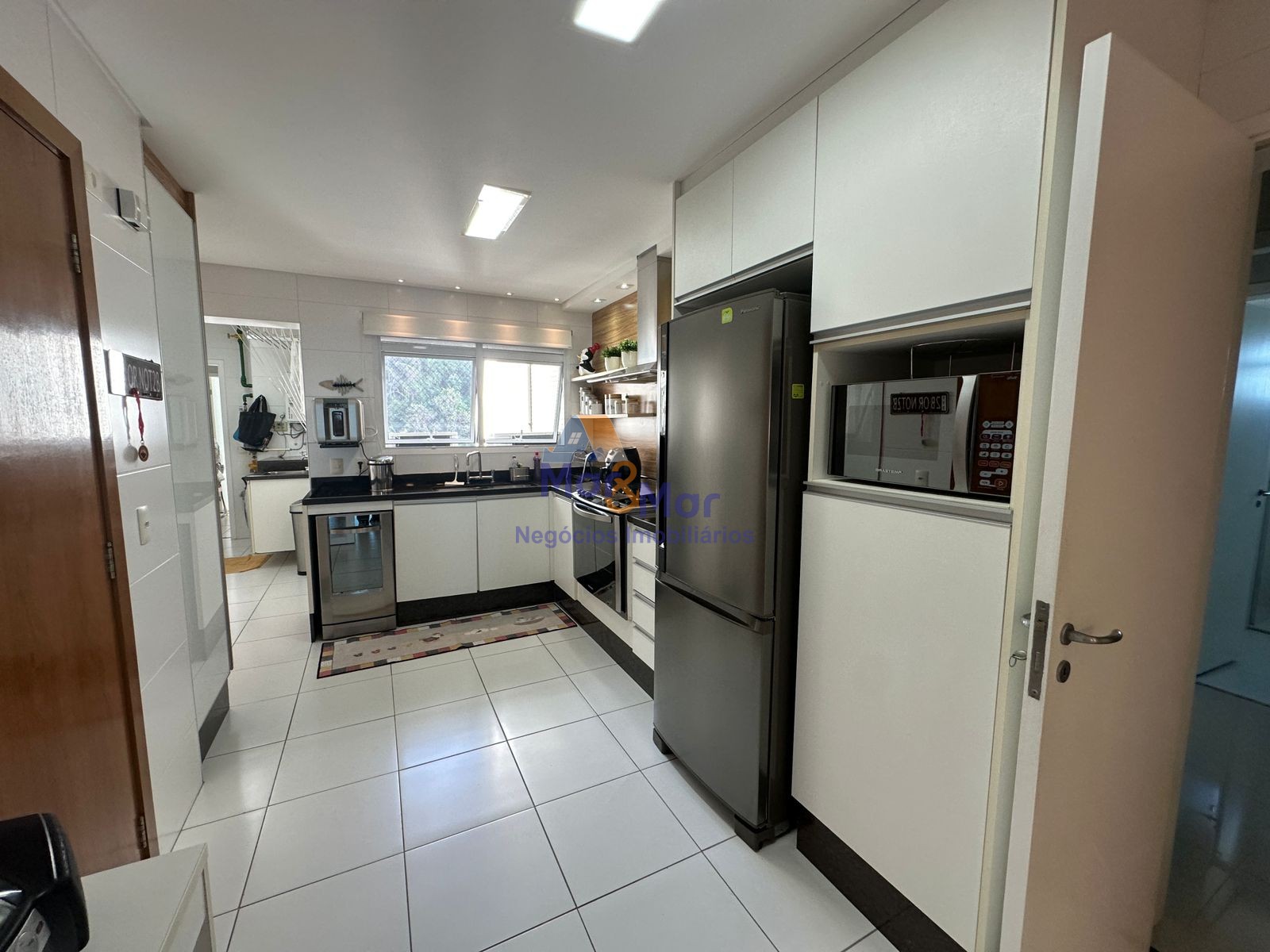 Apartamento Frente ao Mar, Praia da Enseada, Guarujá - SP